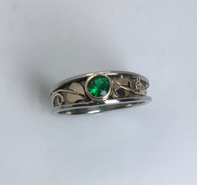 Load image into Gallery viewer, Emerald Inlay Ring