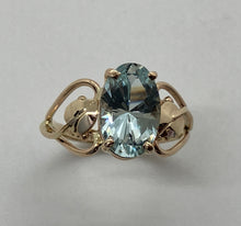 Load image into Gallery viewer, Aquamarine Open-Heart with Leaves Ring