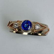 Load image into Gallery viewer, vibrant natural Ceylon sapphire ring with 2 diamonds in a 14K white and rose gold  band