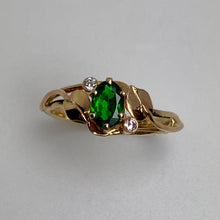 Load image into Gallery viewer, Tsavorite Garnet Double Wave with Leaves and Diamonds Ring
