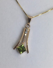 Load image into Gallery viewer, Peridot and Diamond Pendant