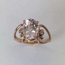 Load image into Gallery viewer, Morganite Open Heart with Diamonds Ring
