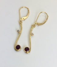 Load image into Gallery viewer, Pyrope Garnet Dangle Earrings
