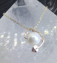 Load image into Gallery viewer, Peace Pearl Necklace