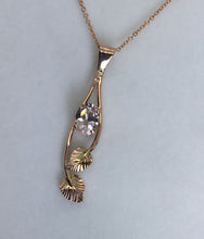 Load image into Gallery viewer, Morganite Pendant with Leaves