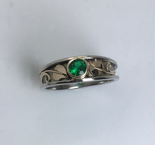 Load image into Gallery viewer, Emerald Inlay Ring
