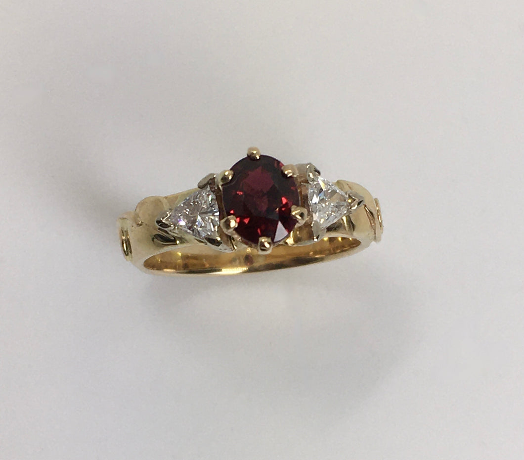 deep red exceptionally clean & spakrly ruby