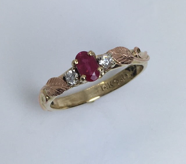Burmese Ruby Mixed Gold Ring