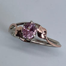 Load image into Gallery viewer, Pink Ceylon Sapphire Double Wave with Leaves Mixed Gold Ring
