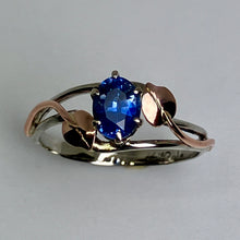 Load image into Gallery viewer, Ceylon Sapphire 2-Gold Ring with Leaves
