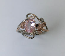 Load image into Gallery viewer, Padparadscha Sapphire Ring
