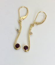 Load image into Gallery viewer, Pyrope Garnet Dangle Earrings
