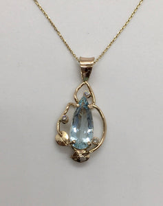 pear shape Aquamarine pendant with recycled diamonds