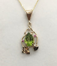 Load image into Gallery viewer, Peridot Pendant with Pink Sapphires
