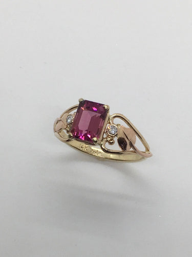 luscious tourmaline ring with diamomds and leaves