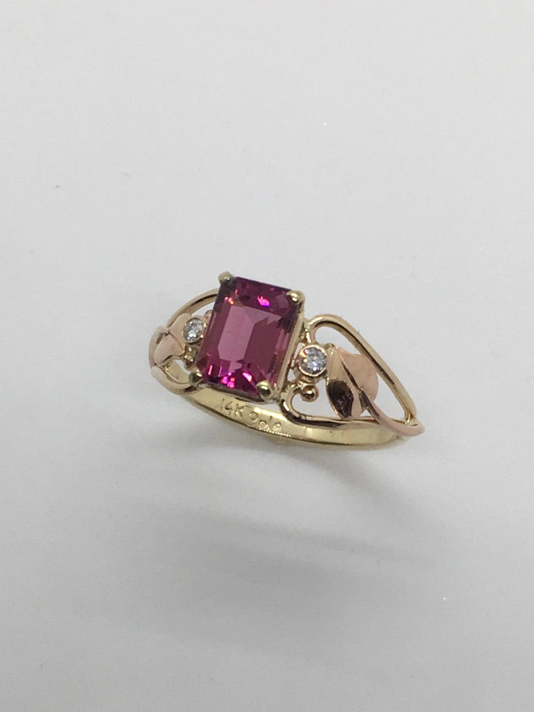 luscious tourmaline ring with diamomds and leaves