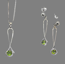 Load image into Gallery viewer, Peridot Exclamation Point Set, White Gold
