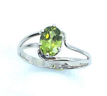 Load image into Gallery viewer, Peridot Double Wave Ring
